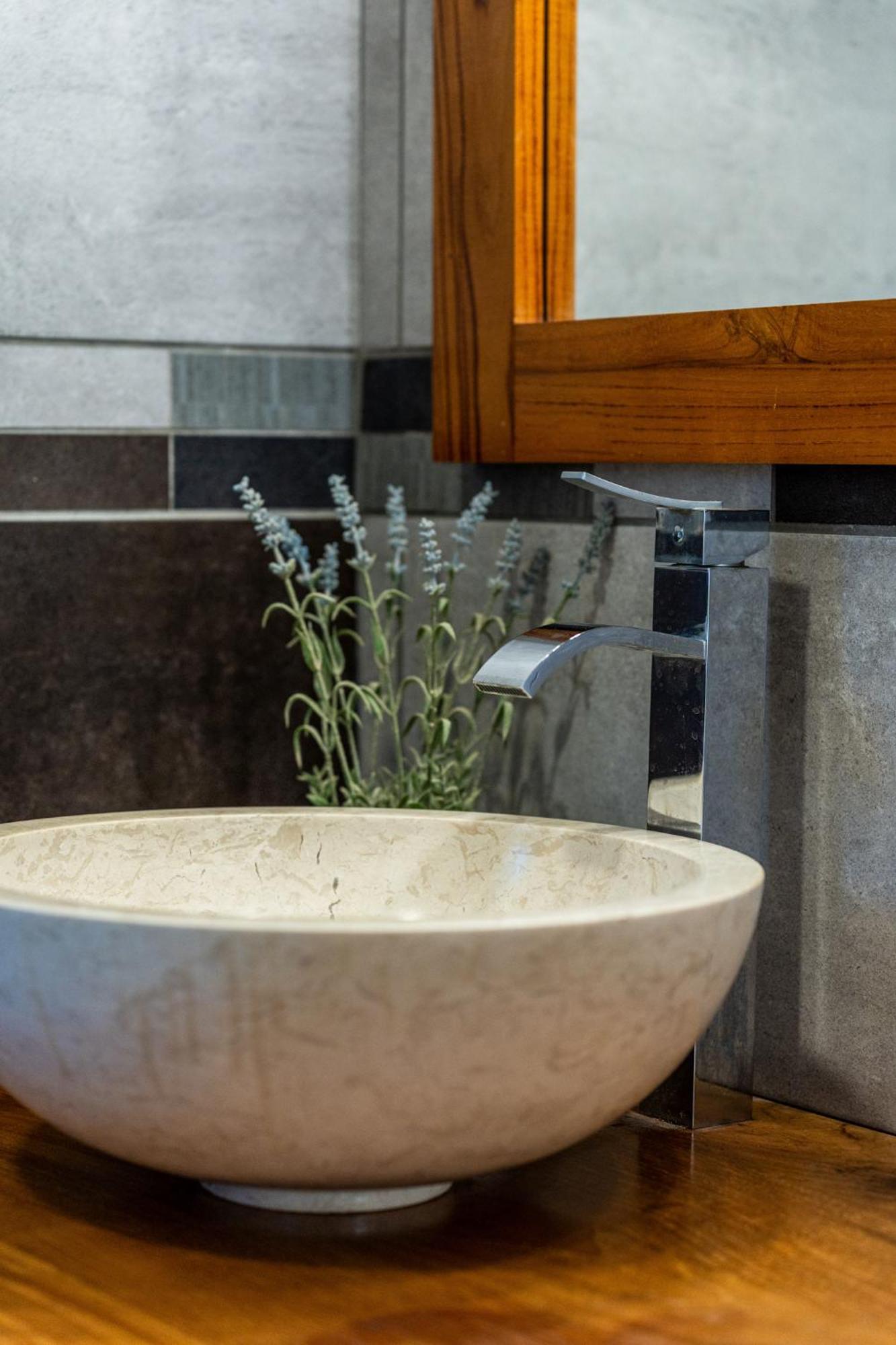 Villa Et Grand Jacuzzi Six Personnes, En Pleine Nature Saint-Joseph Esterno foto